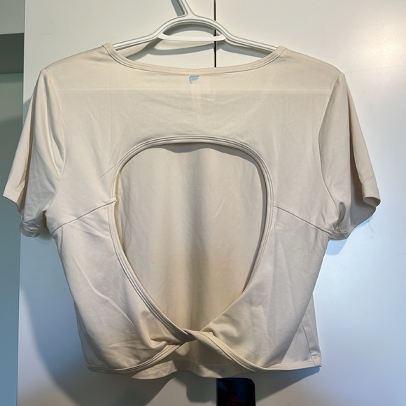 Athletic open back twist tee - crop - Picture 3 of 3